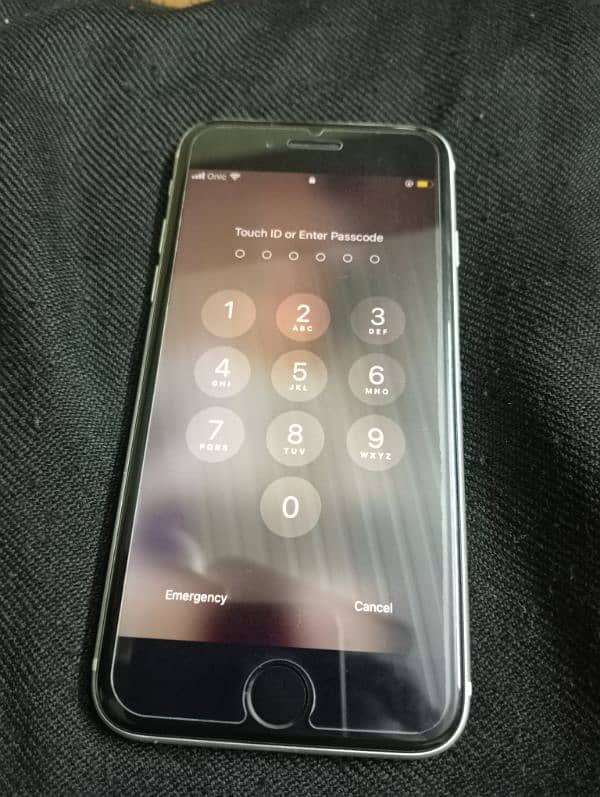 iphone SE 2020 64GB factory unlock Non PTA 1