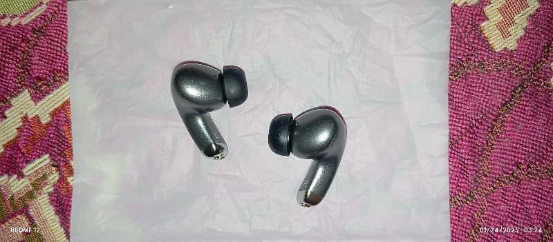 Hyundai LP5 Gray Wireless Earbuds Type C 2