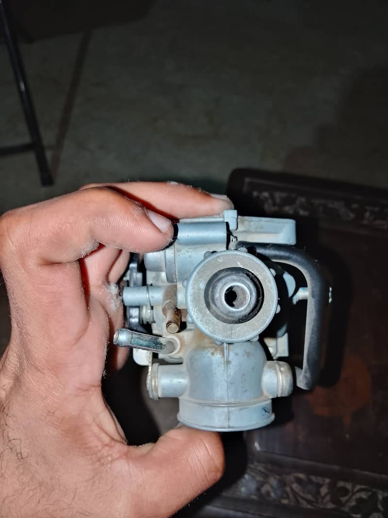 Suzuki GR150 Carburetor genuine 3