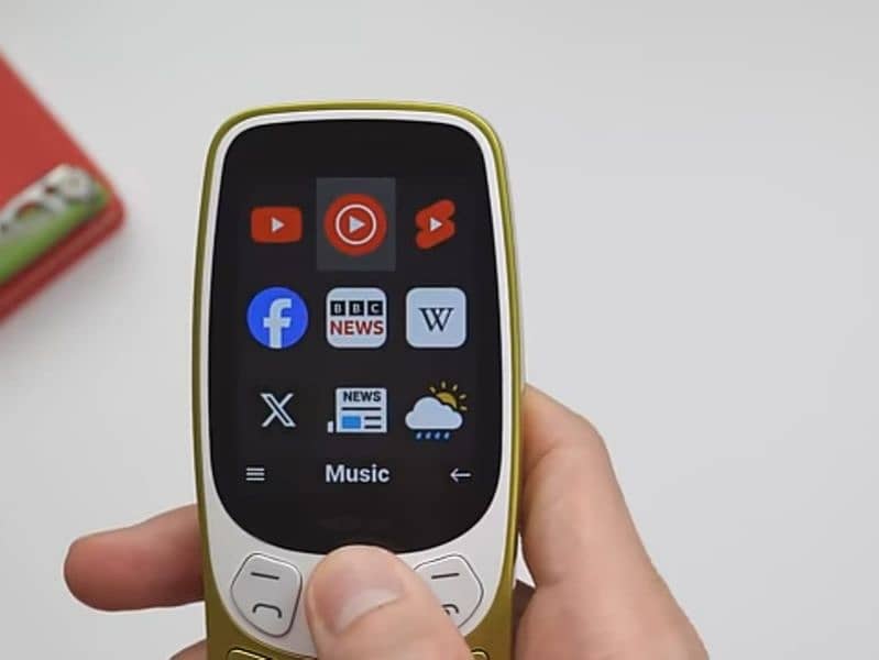 NOKIA 3210 • WI-FI YOUTUBE • 19