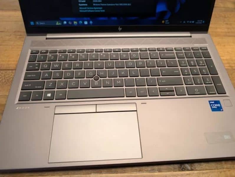 HP Zbook Firefly 14- G7 / Quadcore heavy duty 1