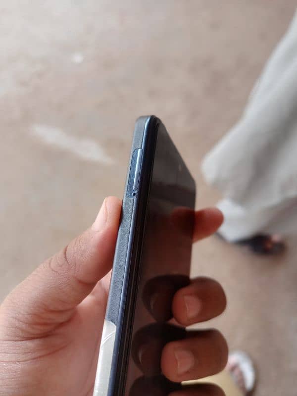 Infinix Hot 40i 24/256 0