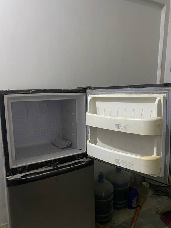 orient fridge 10/9 condition 4