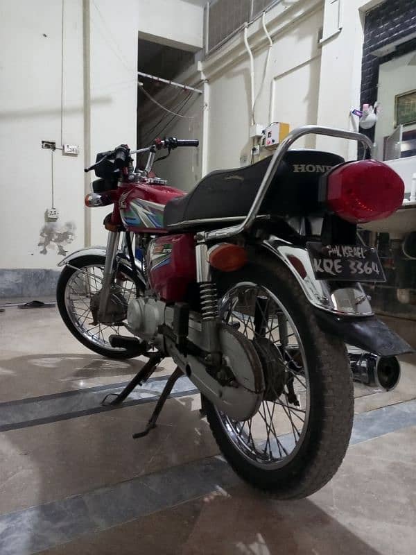 honda cg125 model 2023 red color 6