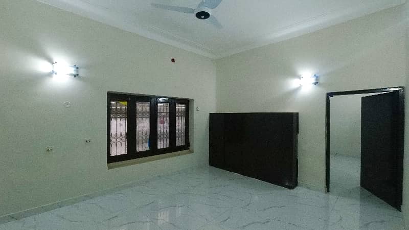 2 Kanal House Near M M Alam Road 13