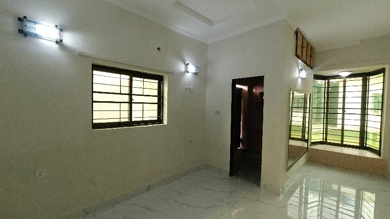 2 Kanal House Near M M Alam Road 22