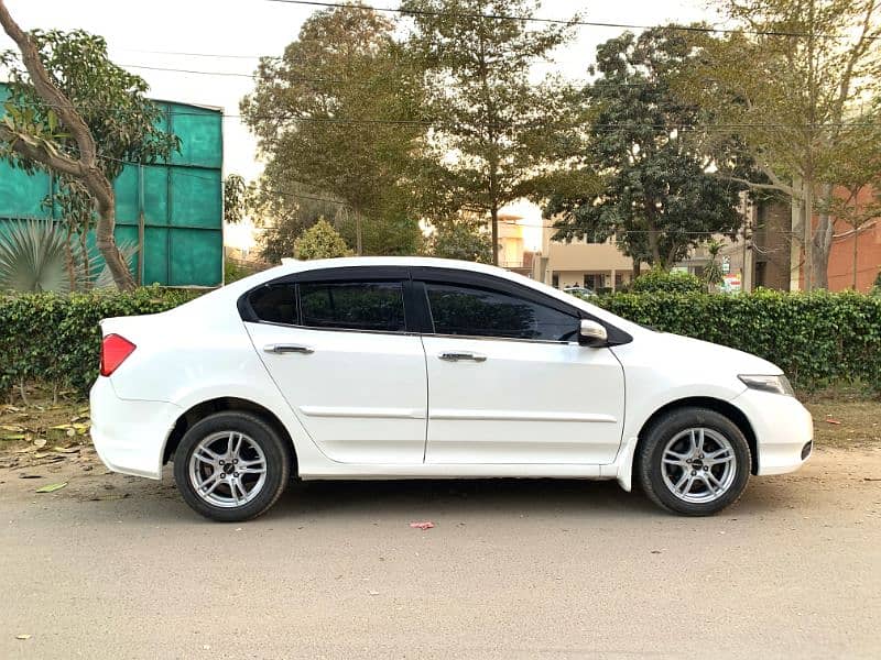 Honda City 2019 Automatic (Brand New Car) 6