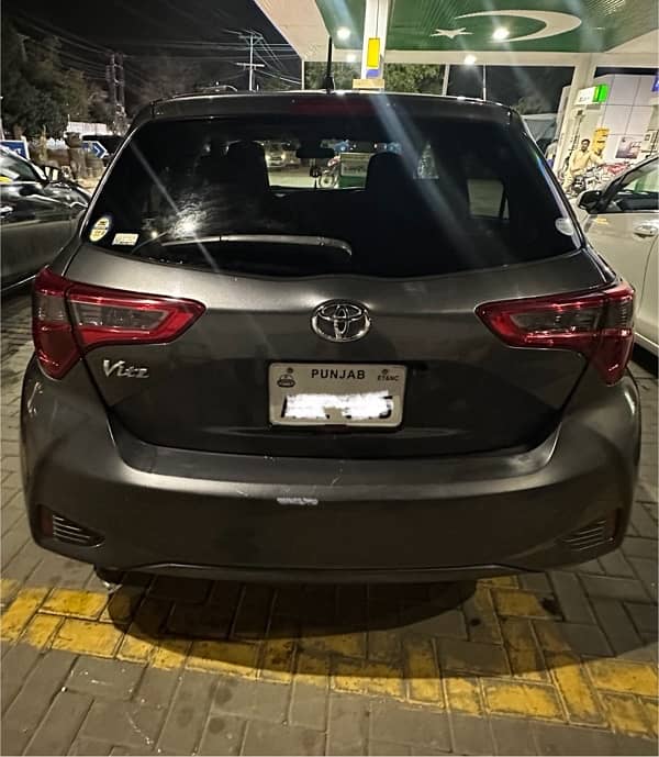 Toyota Vitz 2018 1