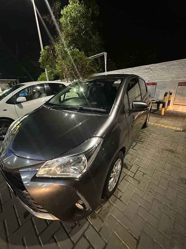 Toyota Vitz 2018 4