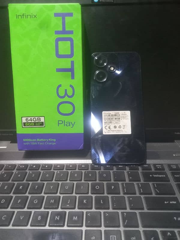 Infinix Hot 30 play 4+4/128 1