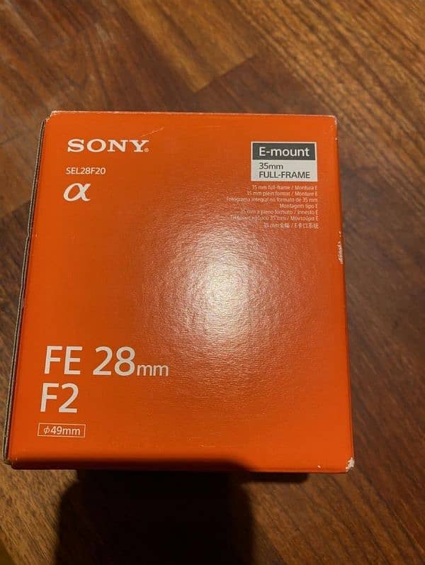 Sony FE 28mm f2 2