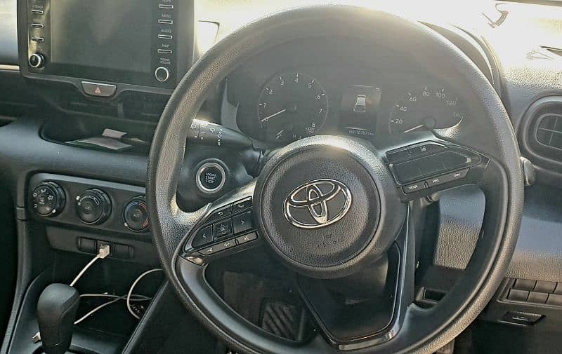 Toyota Yaris 2021/24/24 3