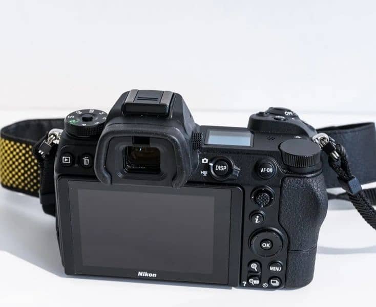 Nikon Z6 with Shutter count 5980 2