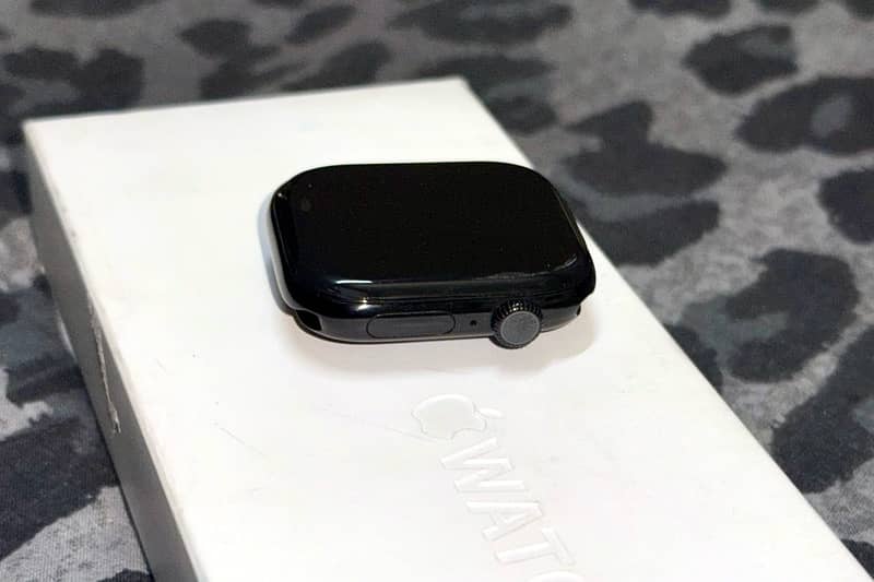 Apple Watch (Series 10) 46 mm JET BLACK COLOUR NEW 0