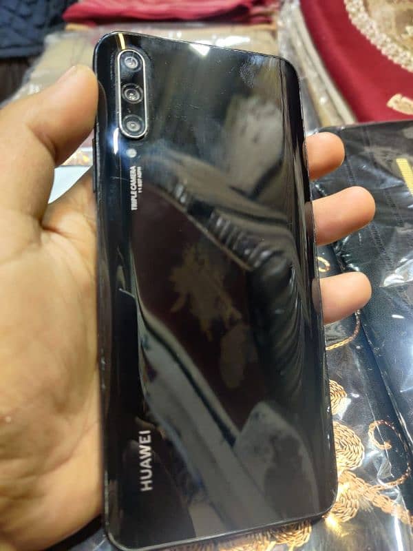 Huawei y9s 7