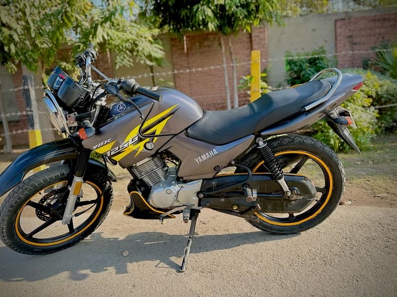 Yamaha Ybr 125G for sale in good condition 0