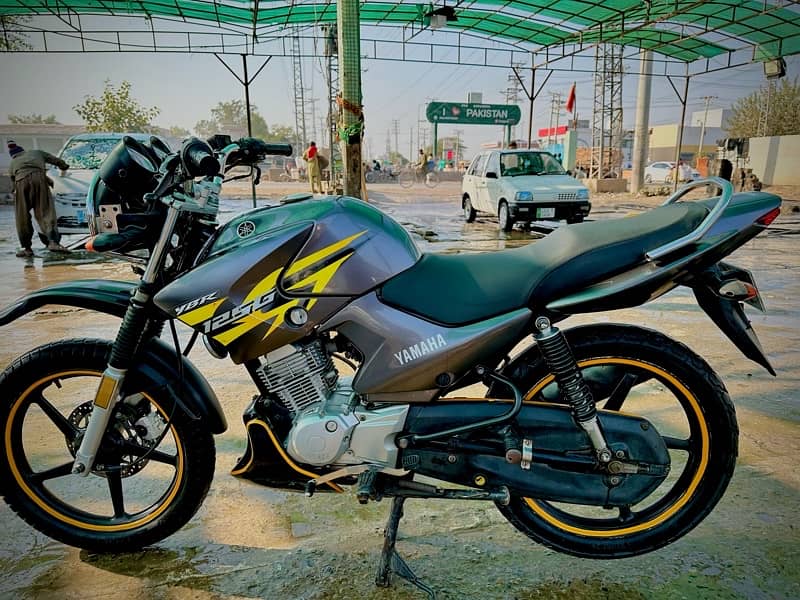 Yamaha Ybr 125G for sale in good condition 6