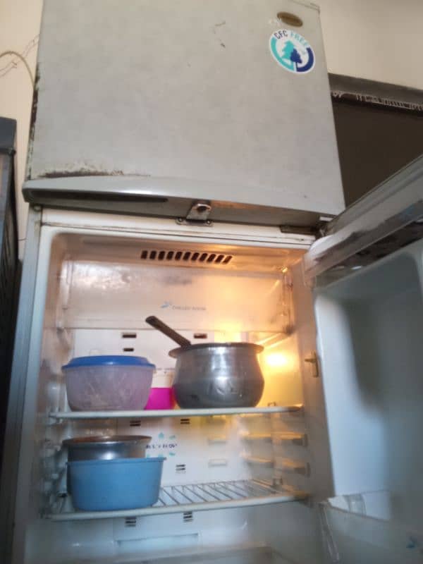 fridge / stand wala fan 3