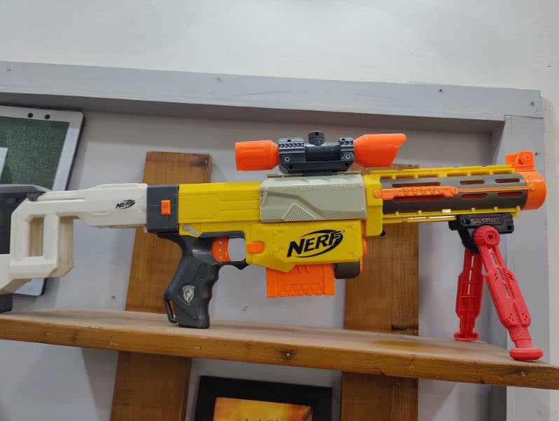 SELLING NERF GUNS 4