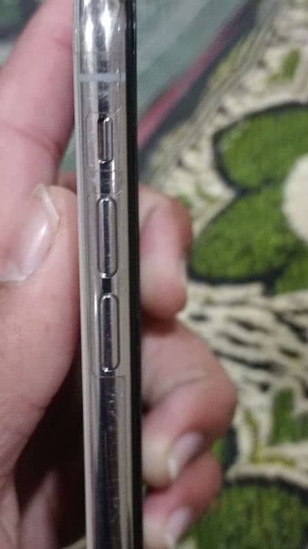 IphoneXsmax 10/10 Condition  serious Byer contact 03458386464 1