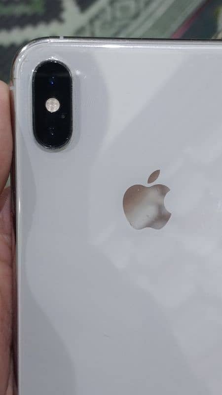 IphoneXsmax 10/10 Condition  serious Byer contact 03458386464 2