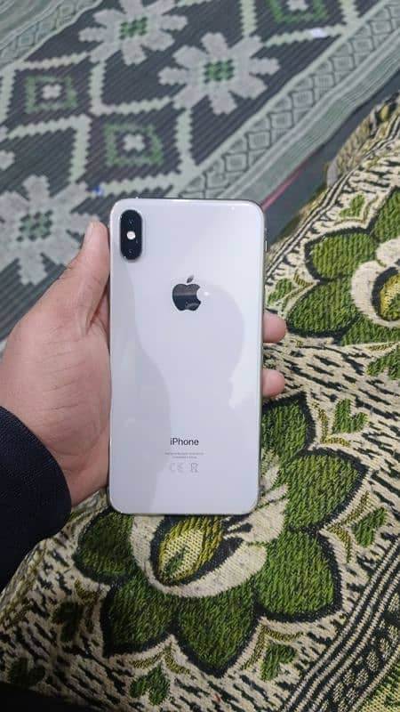 IphoneXsmax 10/10 Condition  serious Byer contact 03458386464 3