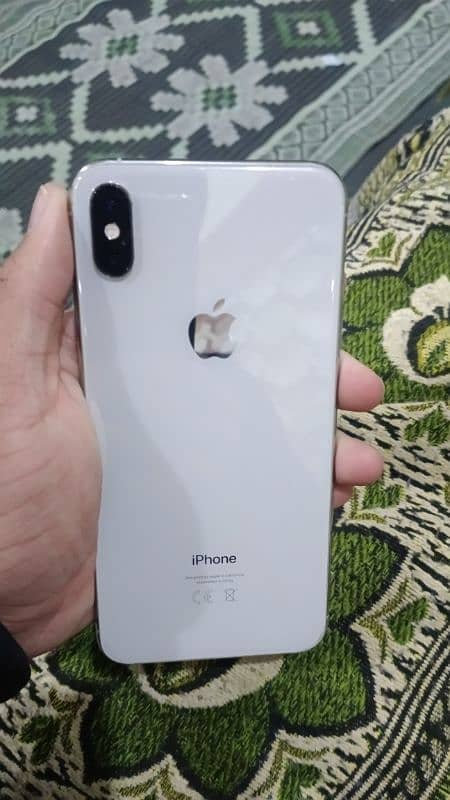 IphoneXsmax 10/10 Condition  serious Byer contact 03458386464 5