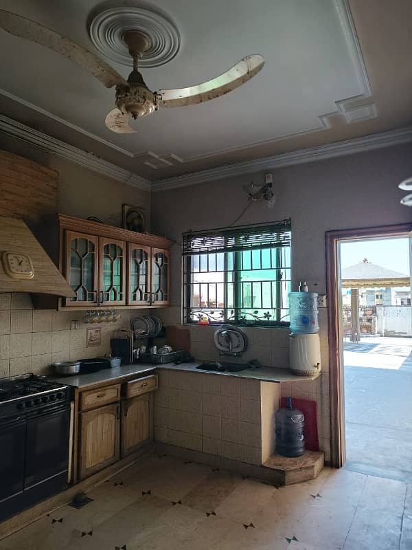 16 Marla Double Storey House For Sale In Gulraiz 8