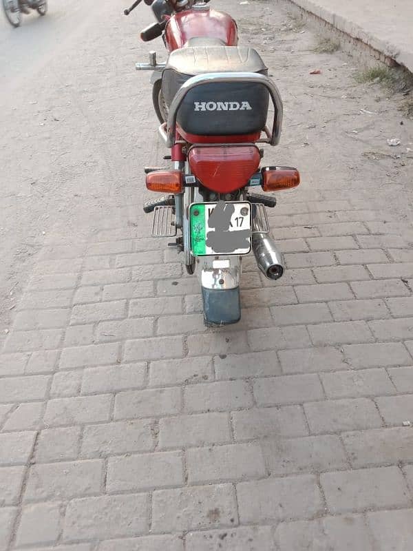 URGENT SALE Prefect to use Honda CD-70 3