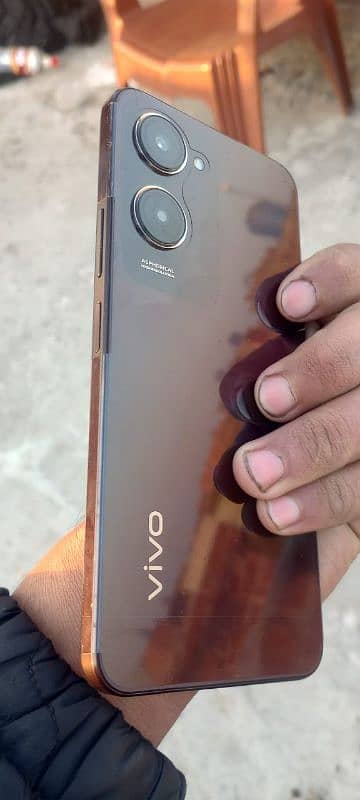 vivo y18 4 128 GB offical pta approved 3