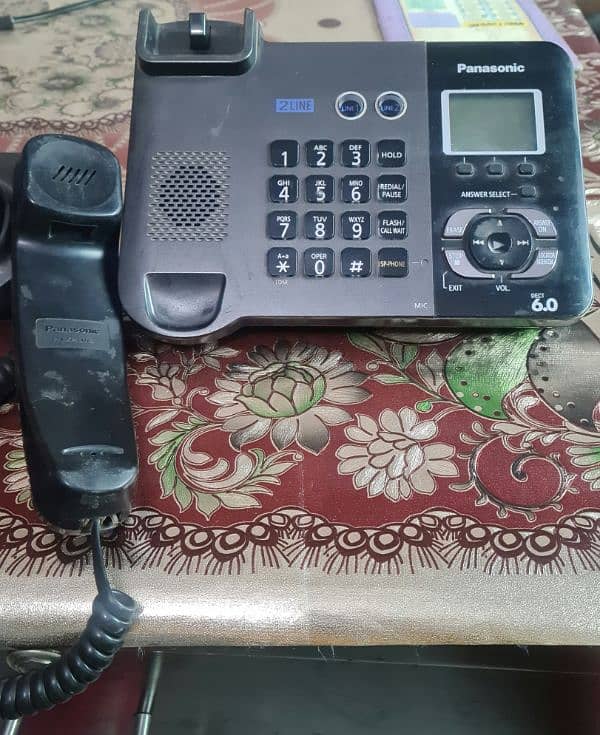 Panasonic Telephone 2 line good Condition for Sale in reasonable price 2