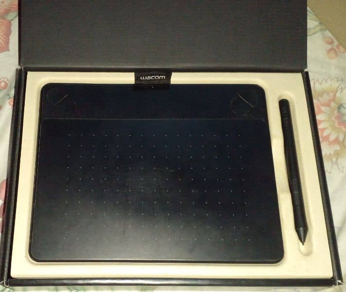 Wacom Intus cth-490 2