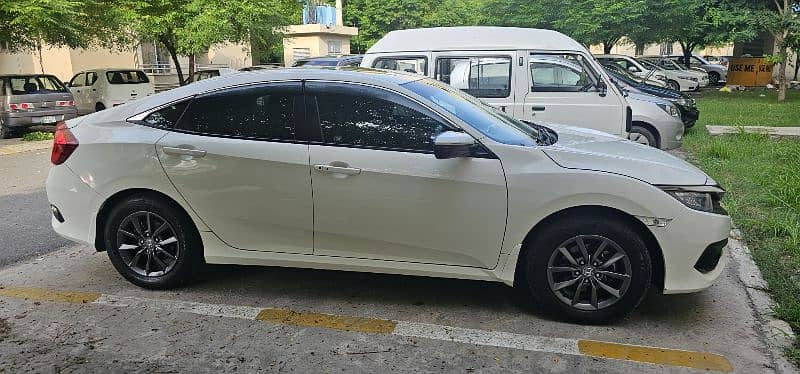 Honda Civic VTi Oriel Prosmatec 2021 1