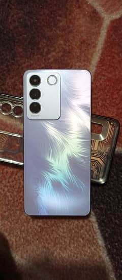 Vivo v 27 e