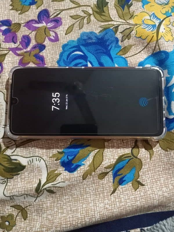 Vivo V21e 8+3/128 3