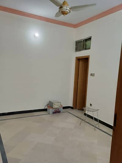 2 rooms portion for rent at G-11 0