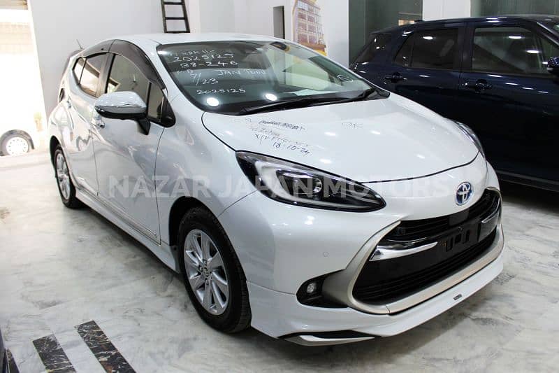 Toyota Aqua Z Package Model 2021 - Fresh Import 5 A Garde 1