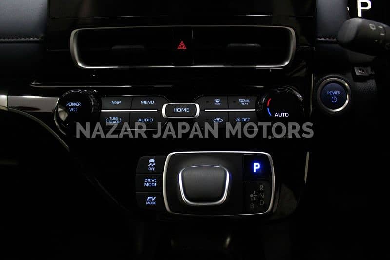 Toyota Aqua Z Package Model 2021 - Fresh Import 5 A Garde 12