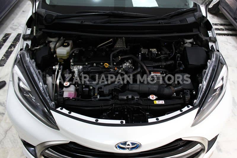 Toyota Aqua Z Package Model 2021 - Fresh Import 5 A Garde 16