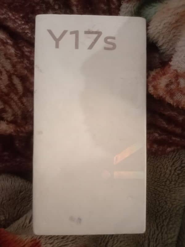 vivo y17s 6/128 box chargar sath hy 8