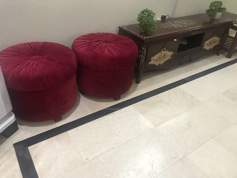 L shape sofa with different items . in very good condition like new. 5