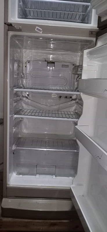 Dawlance Fridge Midiam Size 6