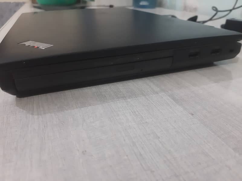 Lenovo Thinkpad T440p 10