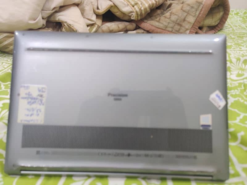 Dell precision 5550 0