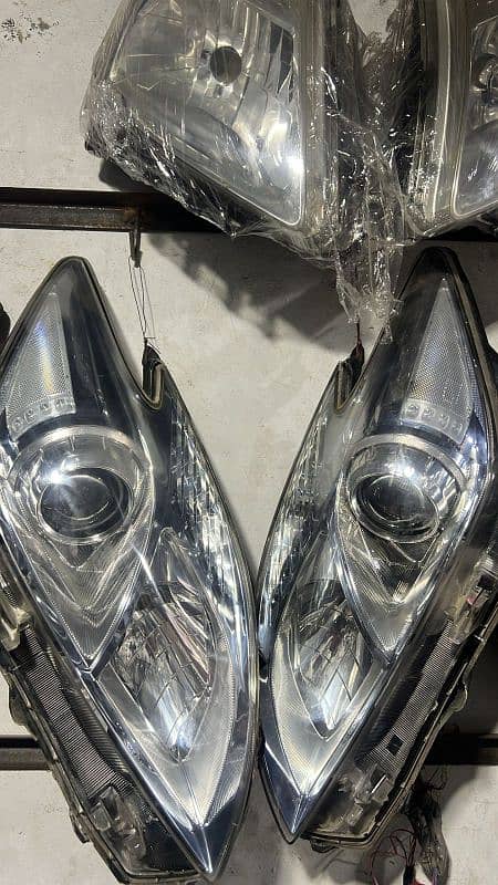 Prius All Aqua  Honda civic Corolla Yaris All Cars Headlights Backlite 6