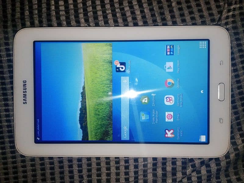 Samsung Tab E lite 5