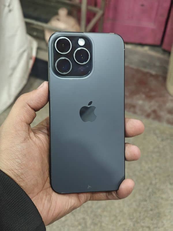 Iphone 15 pro max Non Pta 256gb 9