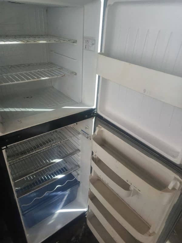 ORIENT Refrigerator Good condition and good working 6