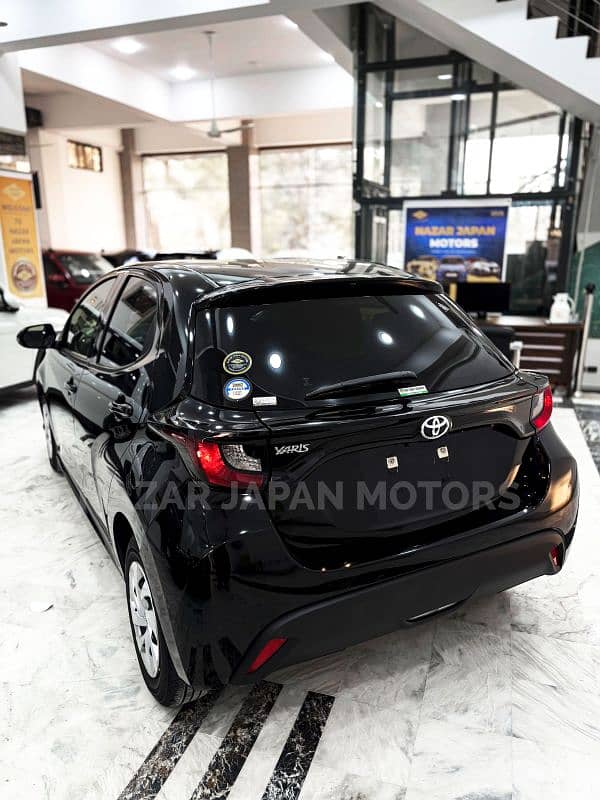 Toyota Yaris Hatchback X Model 2021 - import 2025 5