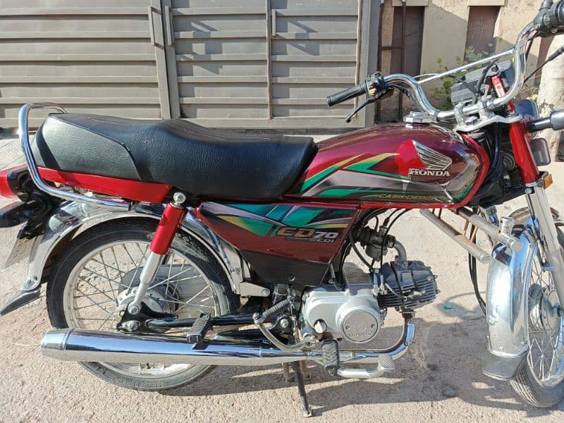 Honda CD 70 for Urgent Sale 5